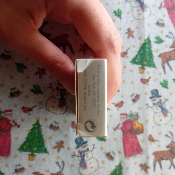 Calvin Klein 02 Almond Eyeshadow - Picture 4 of 4